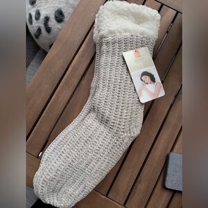 Cozy Cream Knit Slipper Socks ✨ NWT